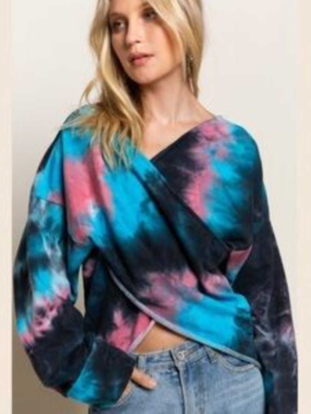 POL Tie Dye Cross Over Front Sweatshirt sz S